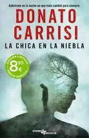 LA CHICA EN LA NIEBLA